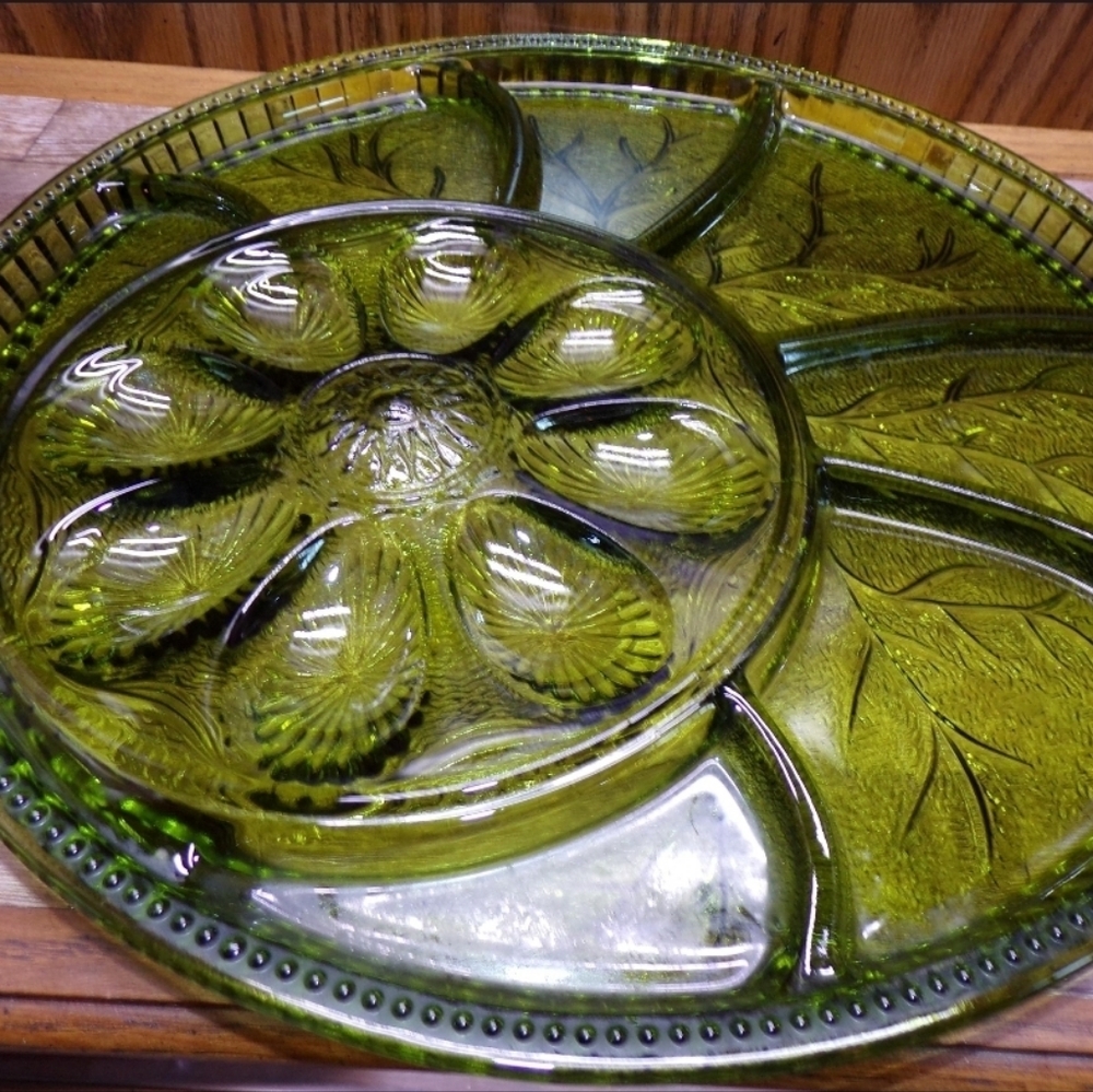 Vintage Indiana Glass Green Glass Deviled Egg Platter